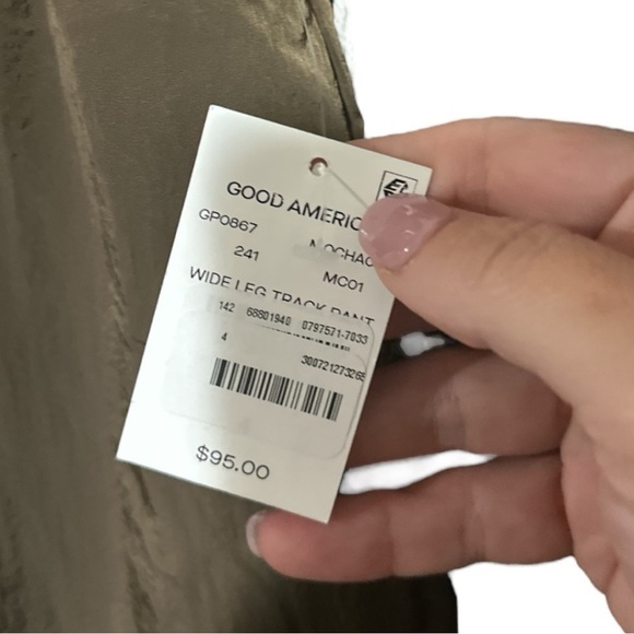 NWT - Good American Wide Leg Track Pant - size 4(XL) - Picture 3 of 4